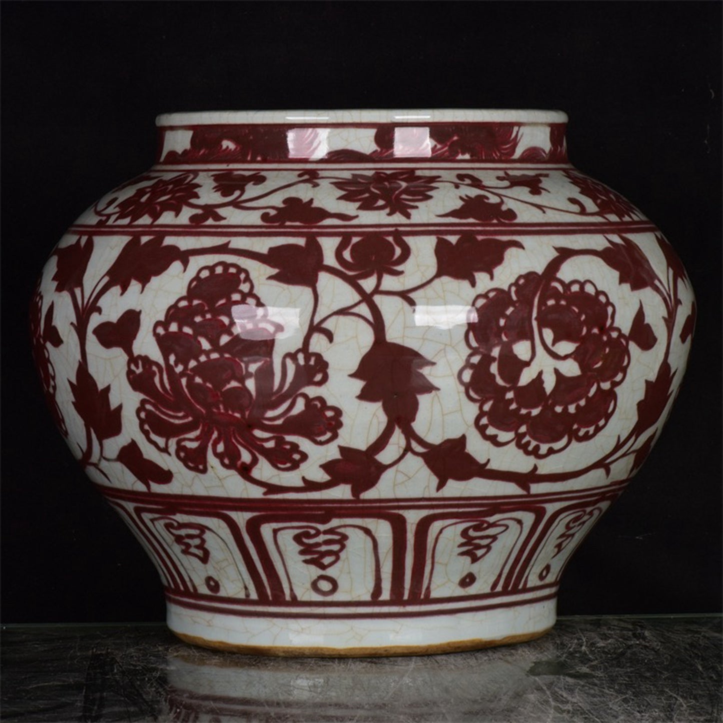 Chinese antique glazed red open sheet peony flower patterned jar