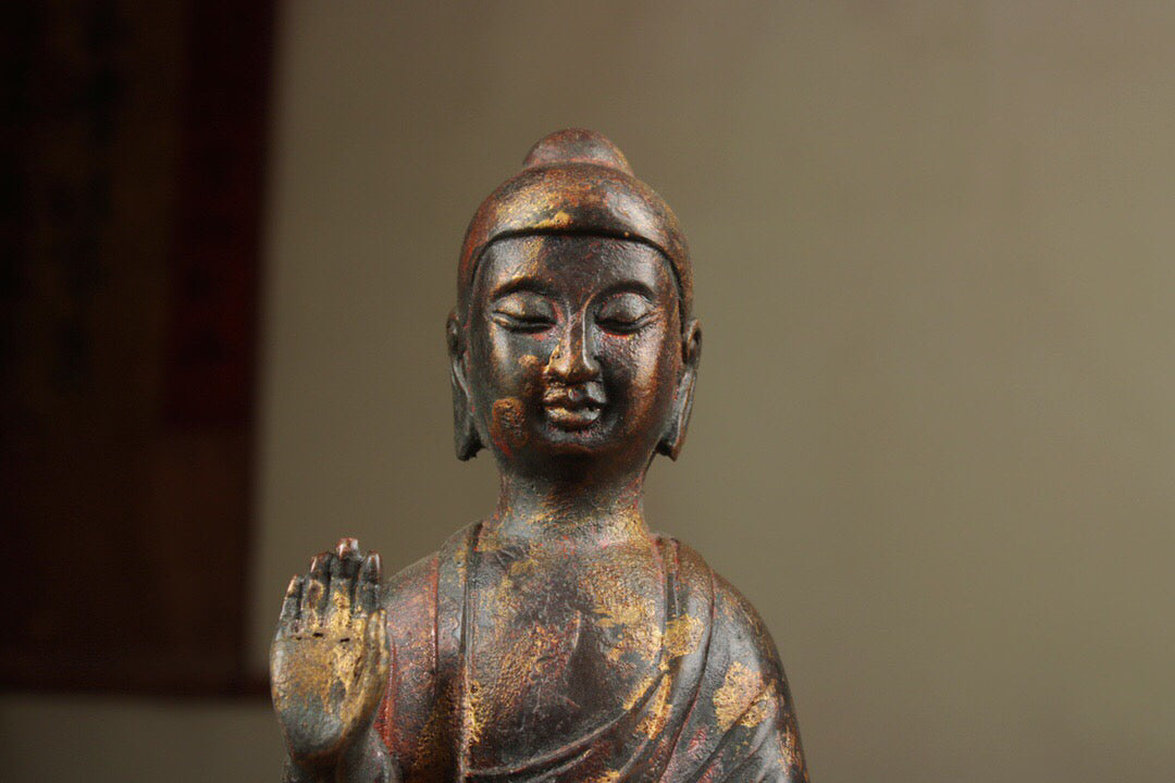 A Chinese antique pure copper Buddha statue