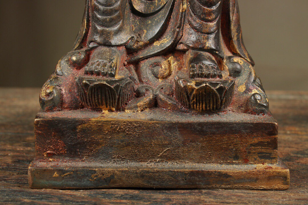 A Chinese antique pure copper Buddha statue