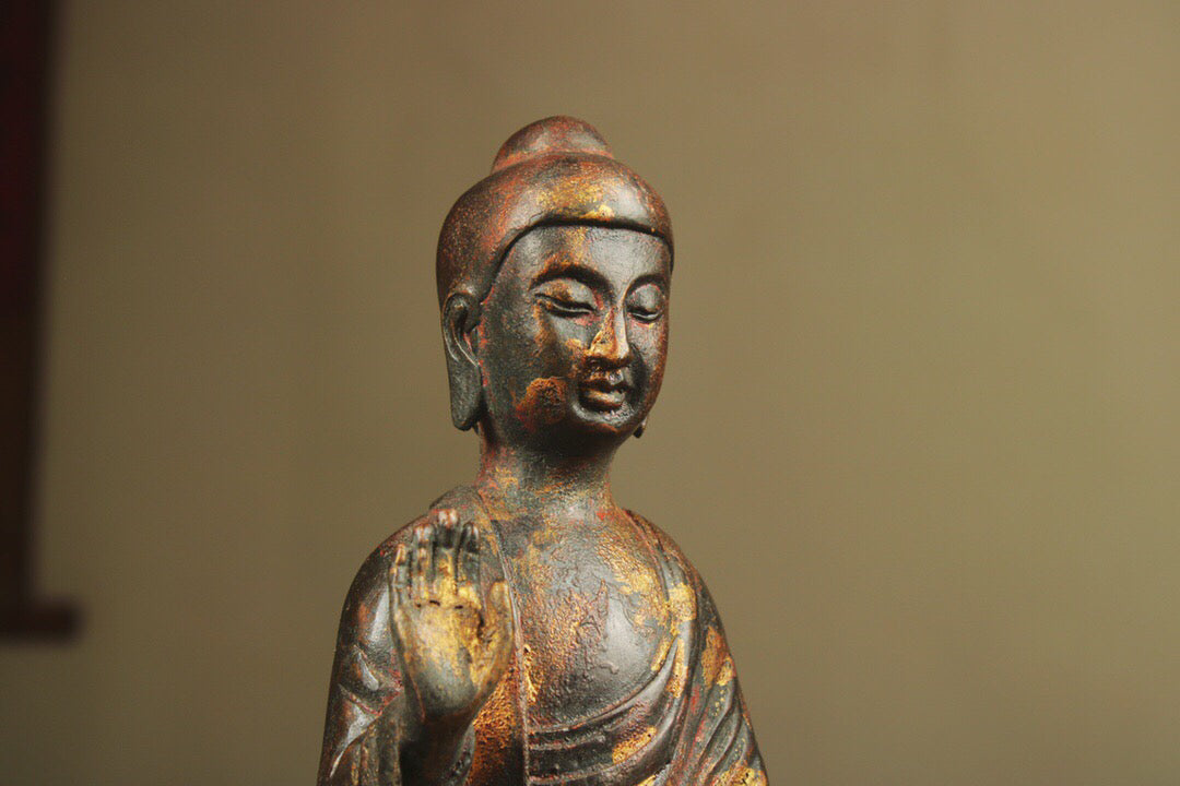 A Chinese antique pure copper Buddha statue