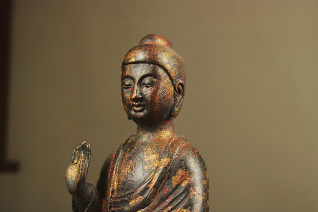 A Chinese antique pure copper Buddha statue