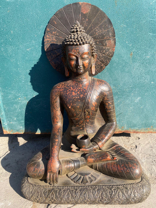 A Chinese antique pure copper statue of Shakyamuni Buddha