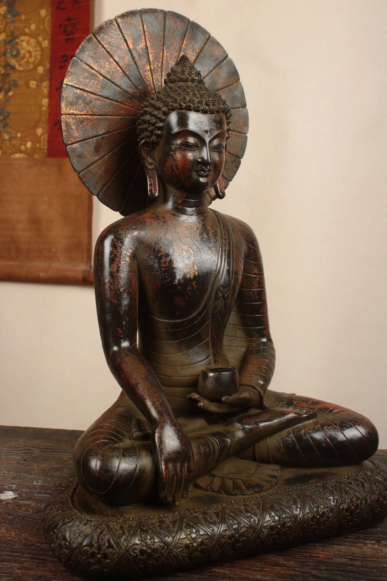 A Chinese antique pure copper statue of Shakyamuni Buddha