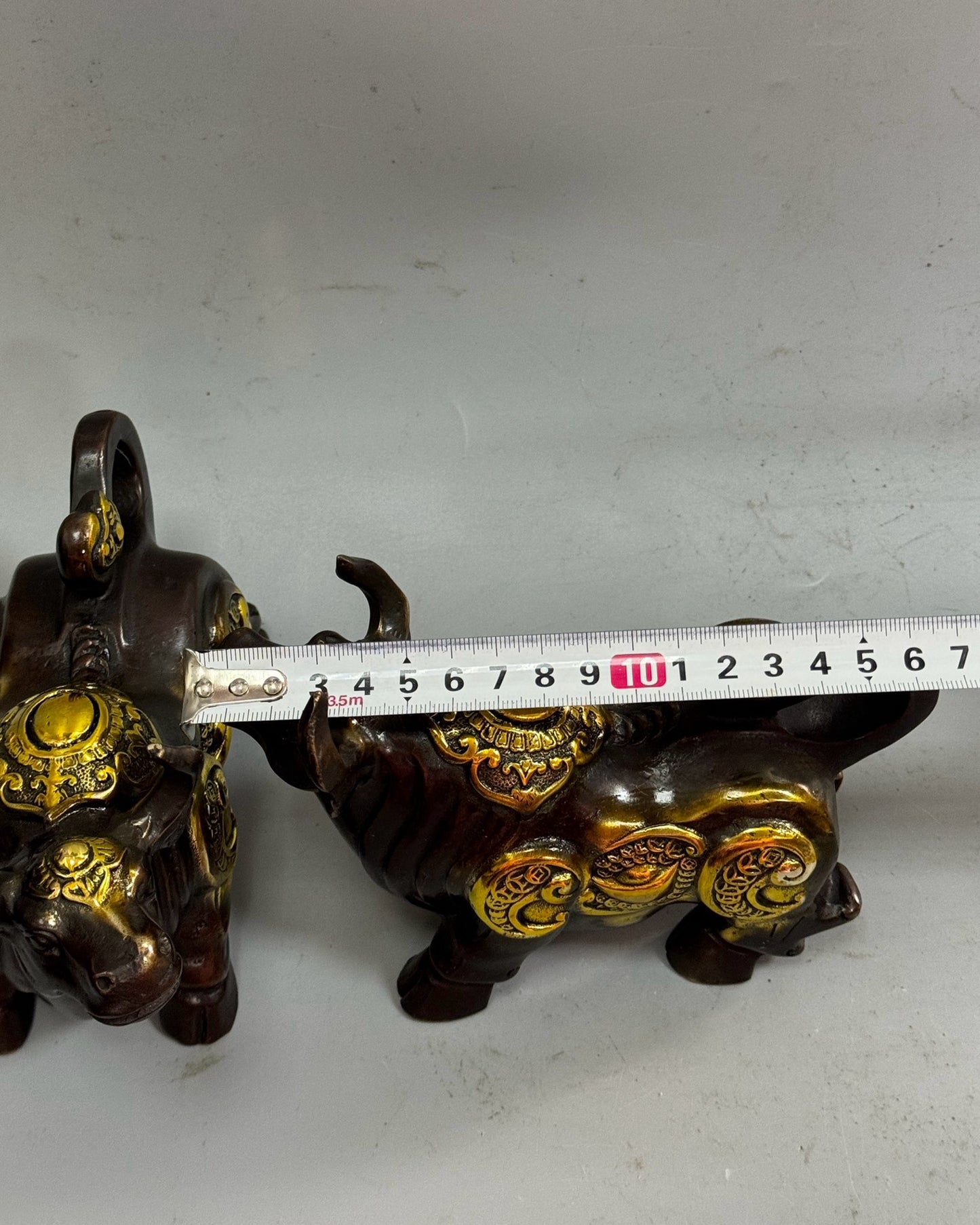 Pure copper gilded ingot cow