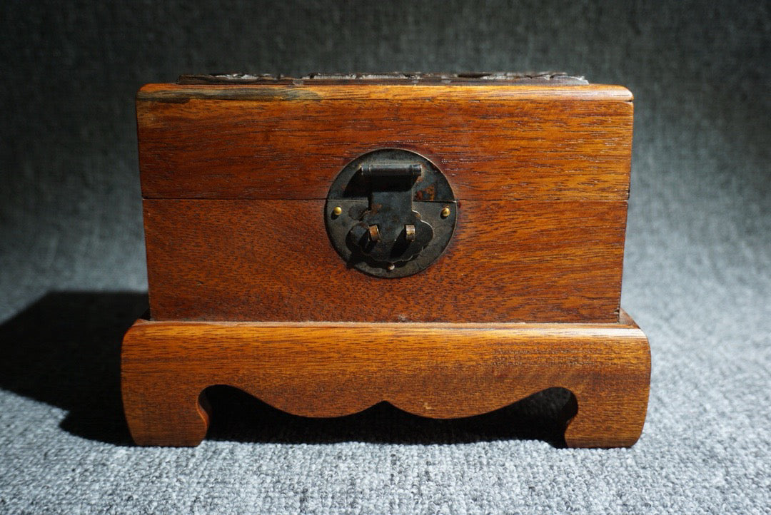 Chinese antique rosewood jewelry box