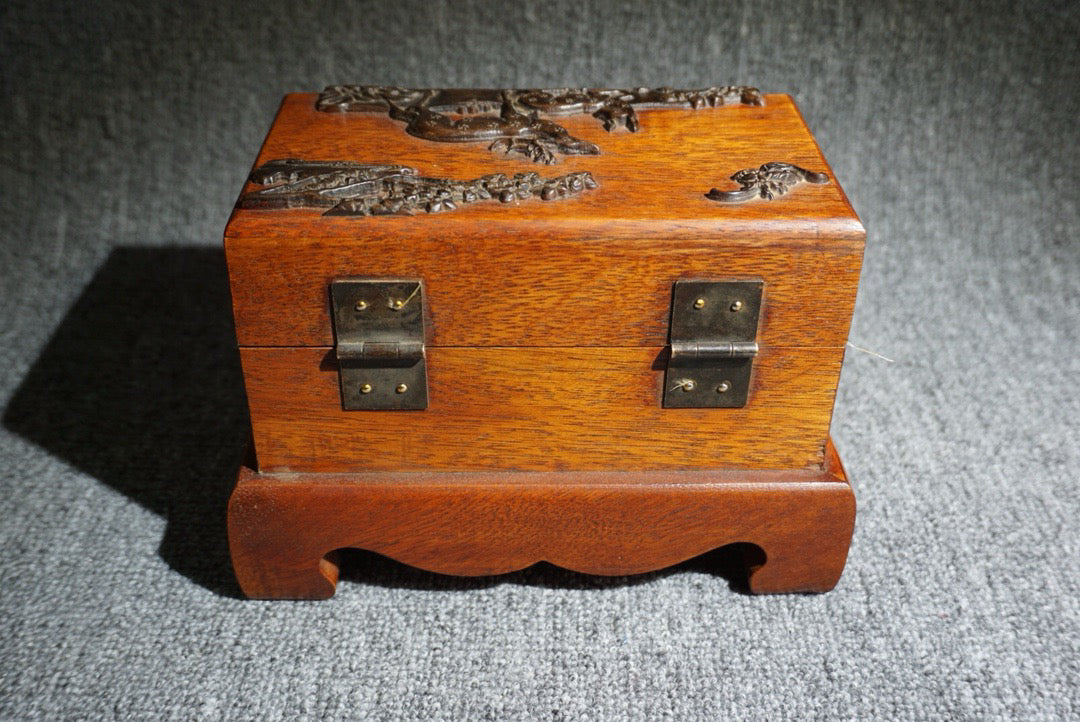 Chinese antique rosewood jewelry box