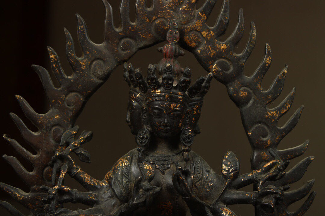 A Chinese antique pure copper statue of Mahasthamaprapta