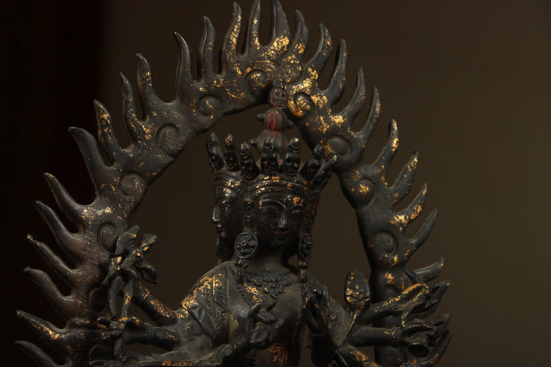 A Chinese antique pure copper statue of Mahasthamaprapta