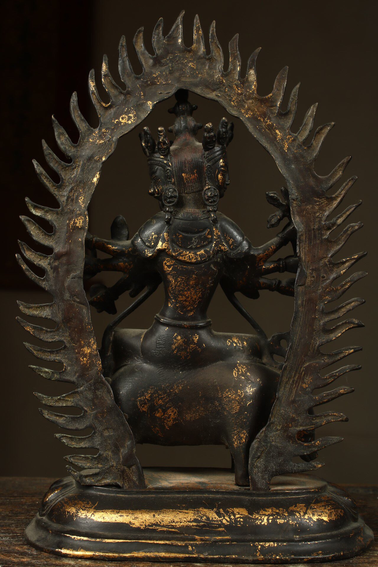 A Chinese antique pure copper statue of Mahasthamaprapta