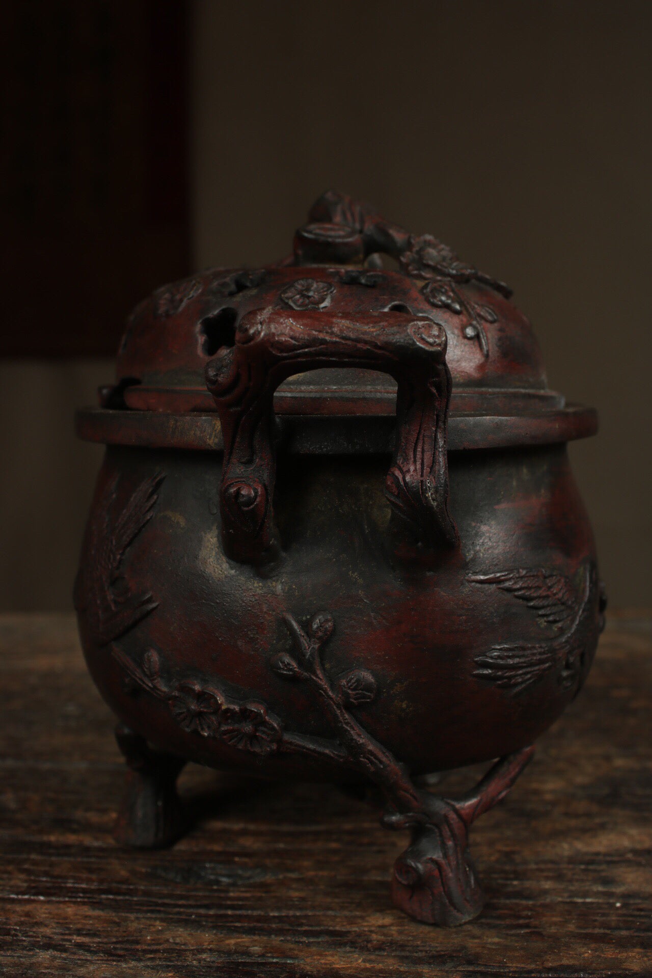 A Chinese antique pure copper incense burner with delighted eyebrows