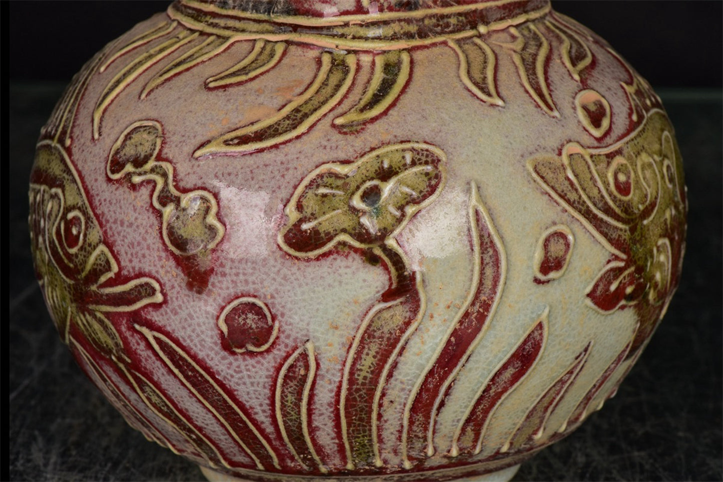 Chinese Antique Relief Fish and Algae Pattern Monk Hat Pot