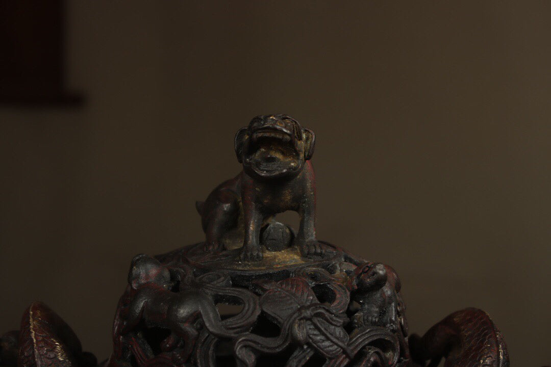 A Chinese antique pure copper double lion incense burner