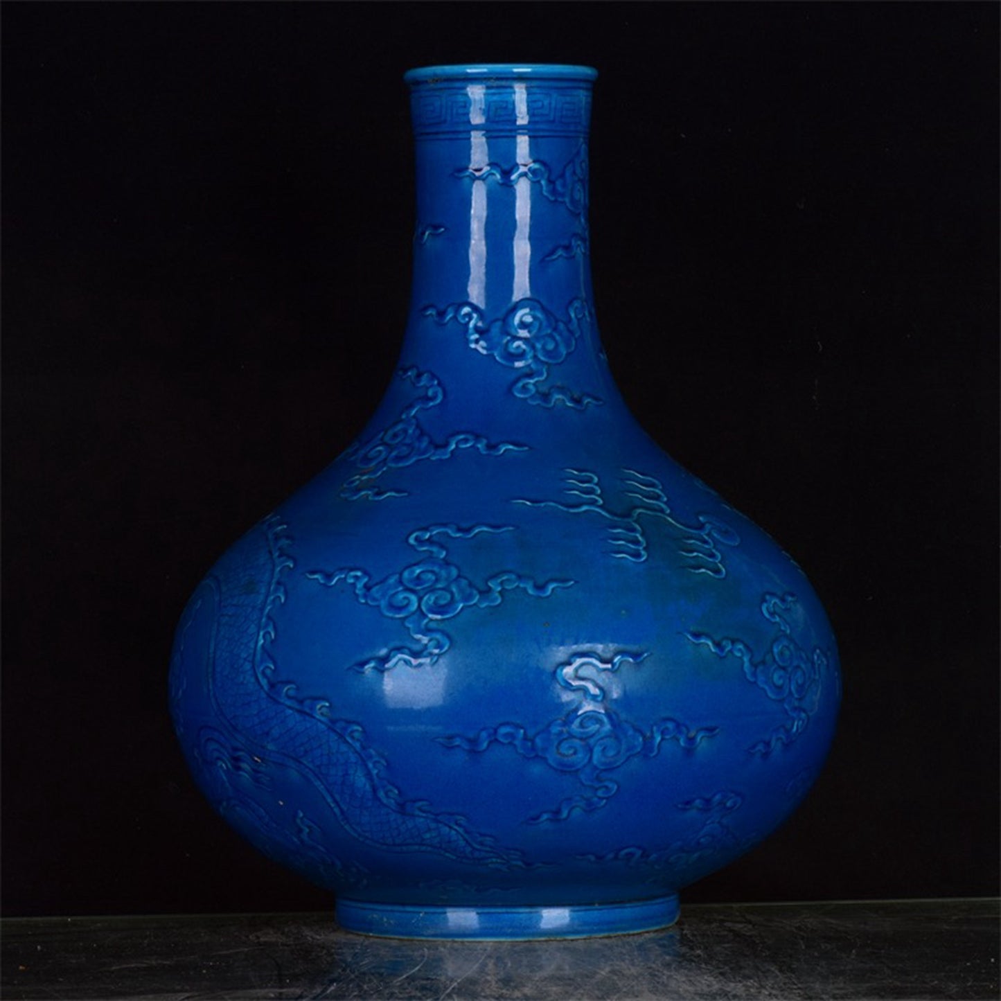 Chinese antique relief dragon patterned celestial vase
