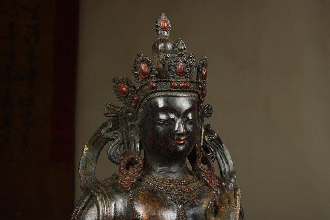 A Chinese antique pure copper statue of Tara