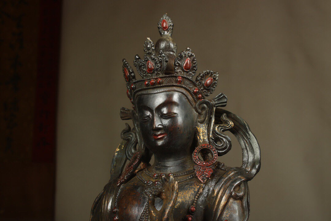 A Chinese antique pure copper statue of Tara