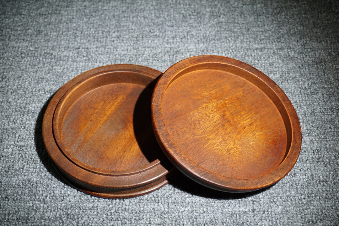 Chinese antique rosewood round jewelry box