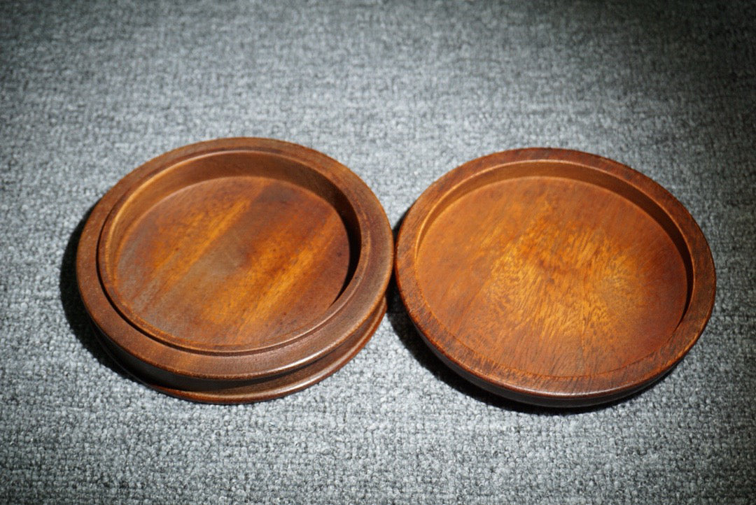 Chinese antique rosewood round jewelry box