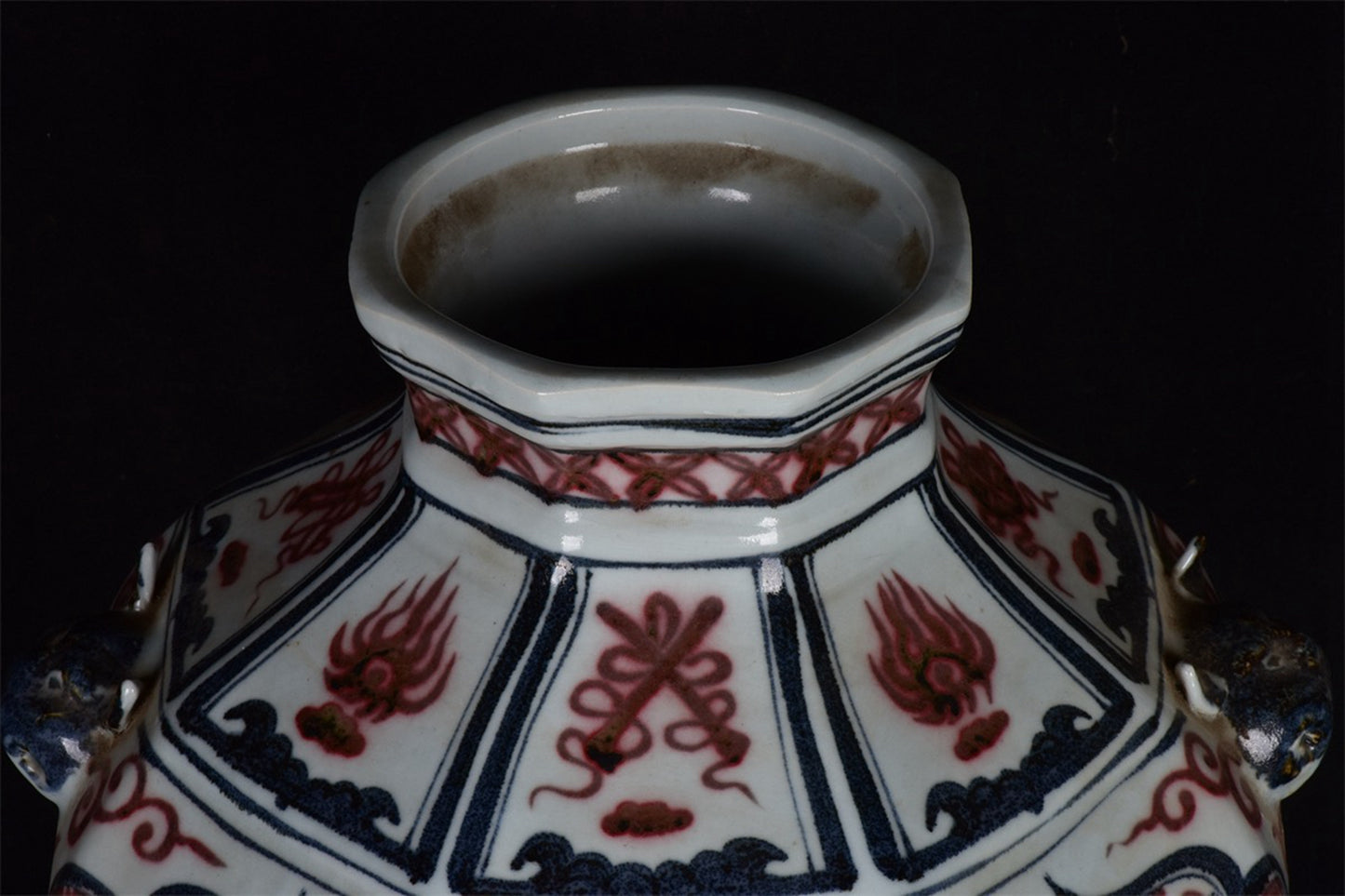 Chinese antique character story pattern double lion ear octagonal jar