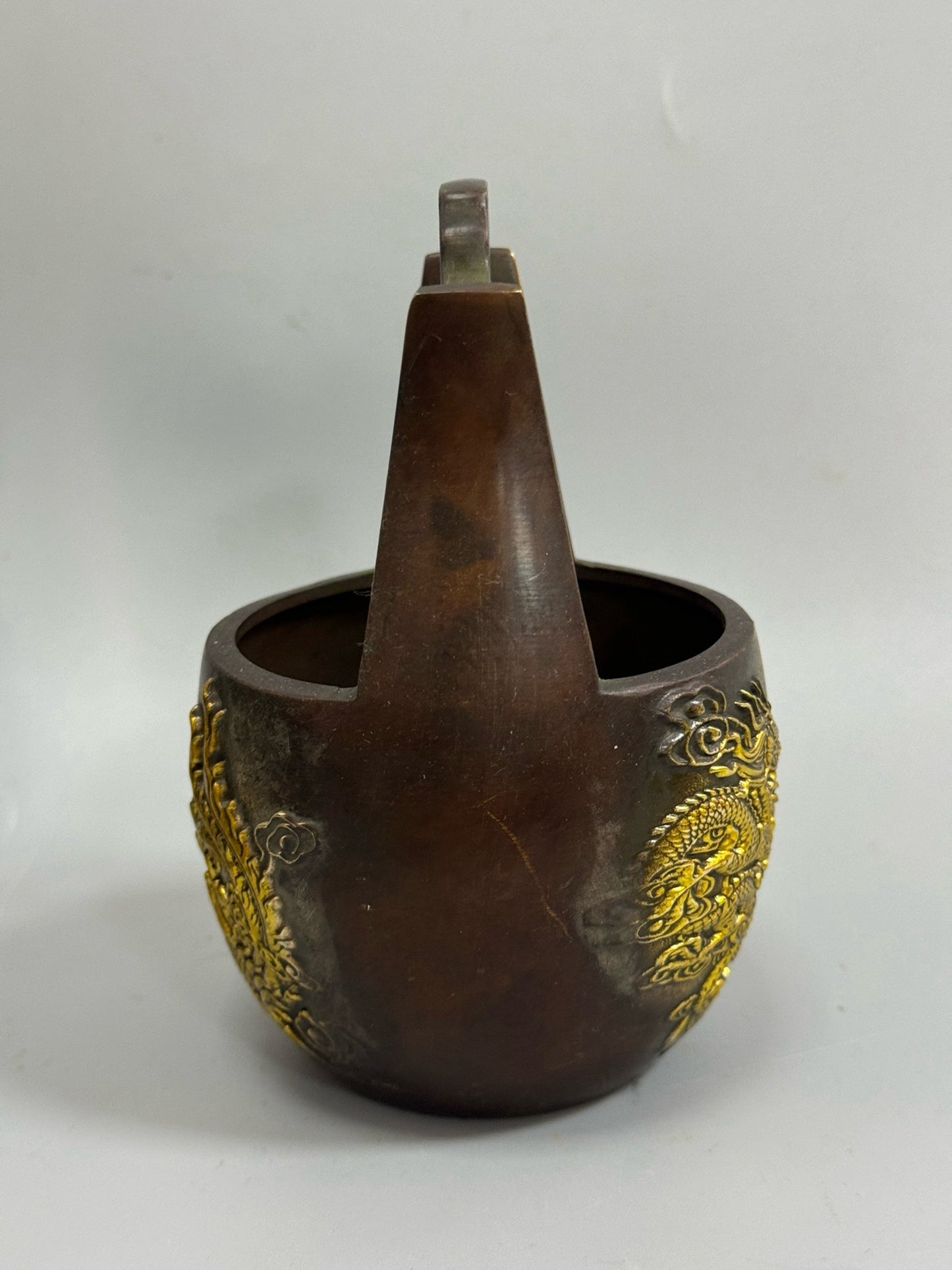 Pure copper gilded dragon and phoenix water bucket