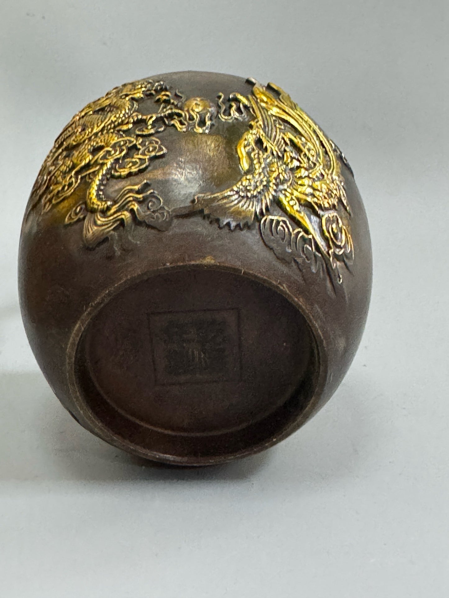 Pure copper gilded dragon and phoenix water bucket