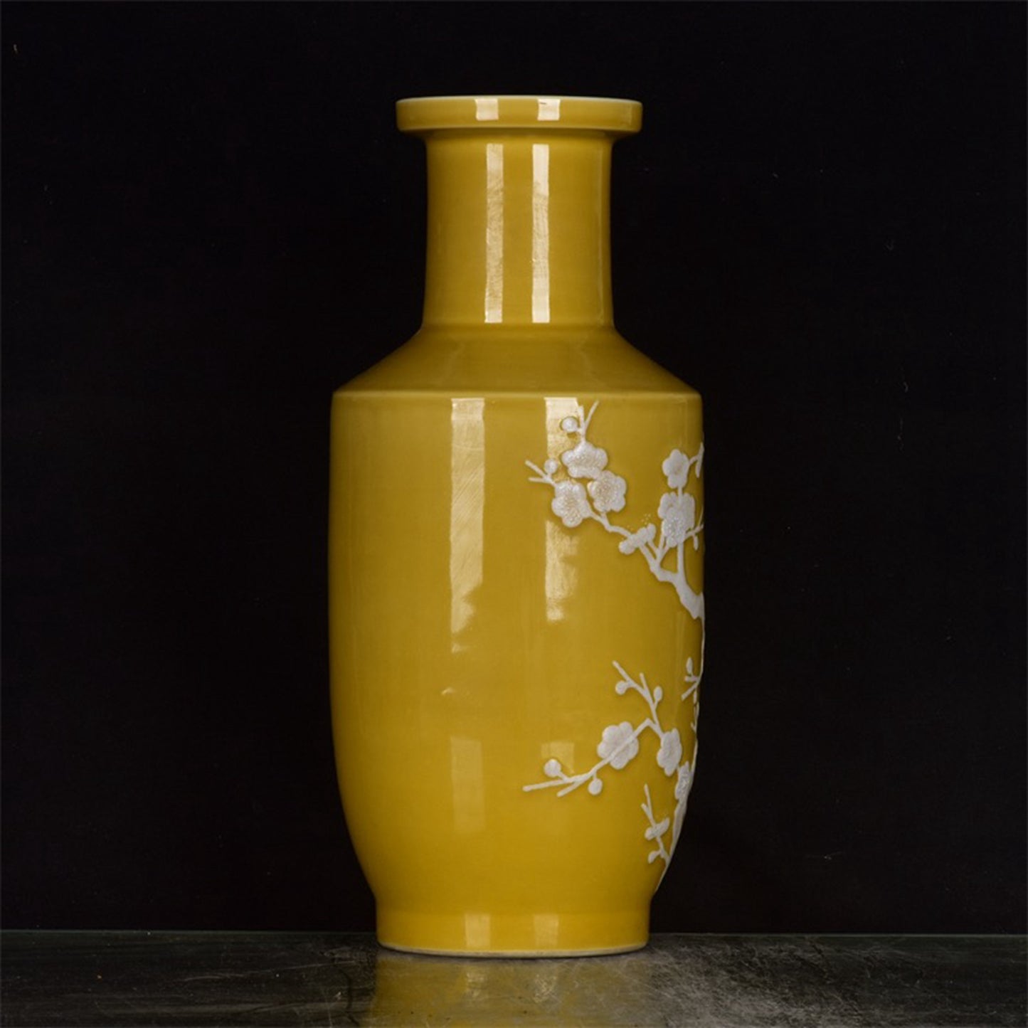 Chinese Antique Yellow Glazed White Stained Joyful Eyebrow and Tip Pattern Rod Hammer Bottle