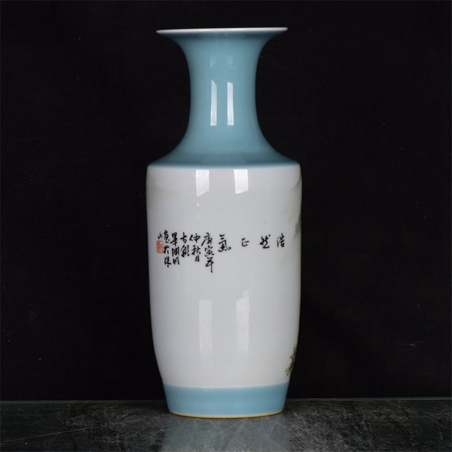 Chinese antique Haoran Zhengqi pattern folding shoulder bottle