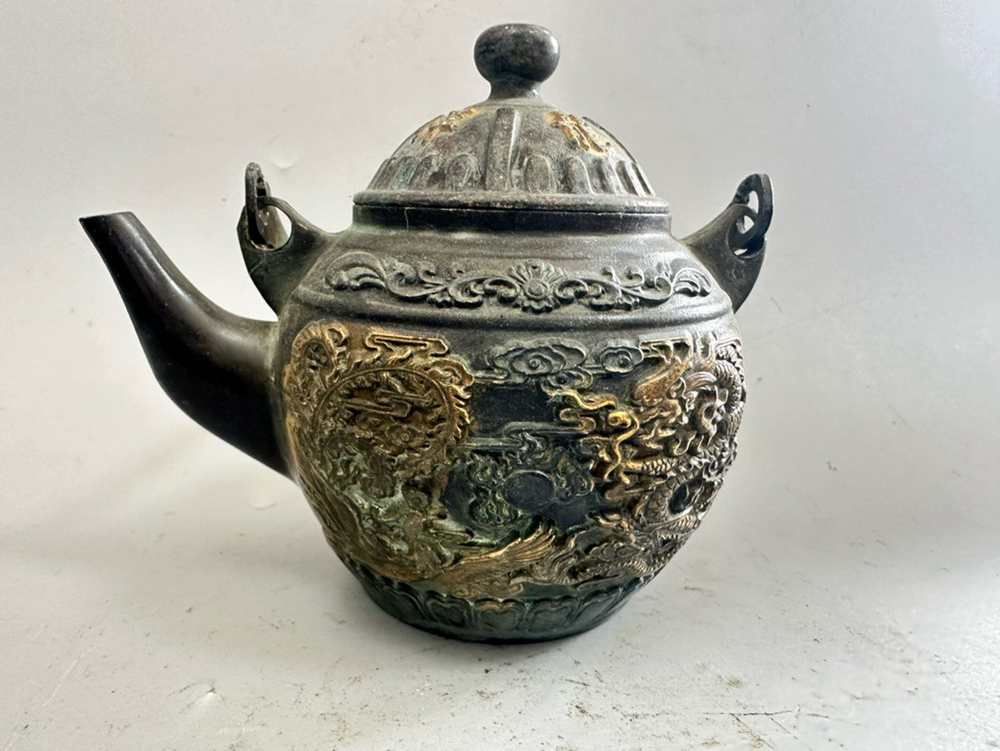Pure copper gilded dragon and phoenix teapot