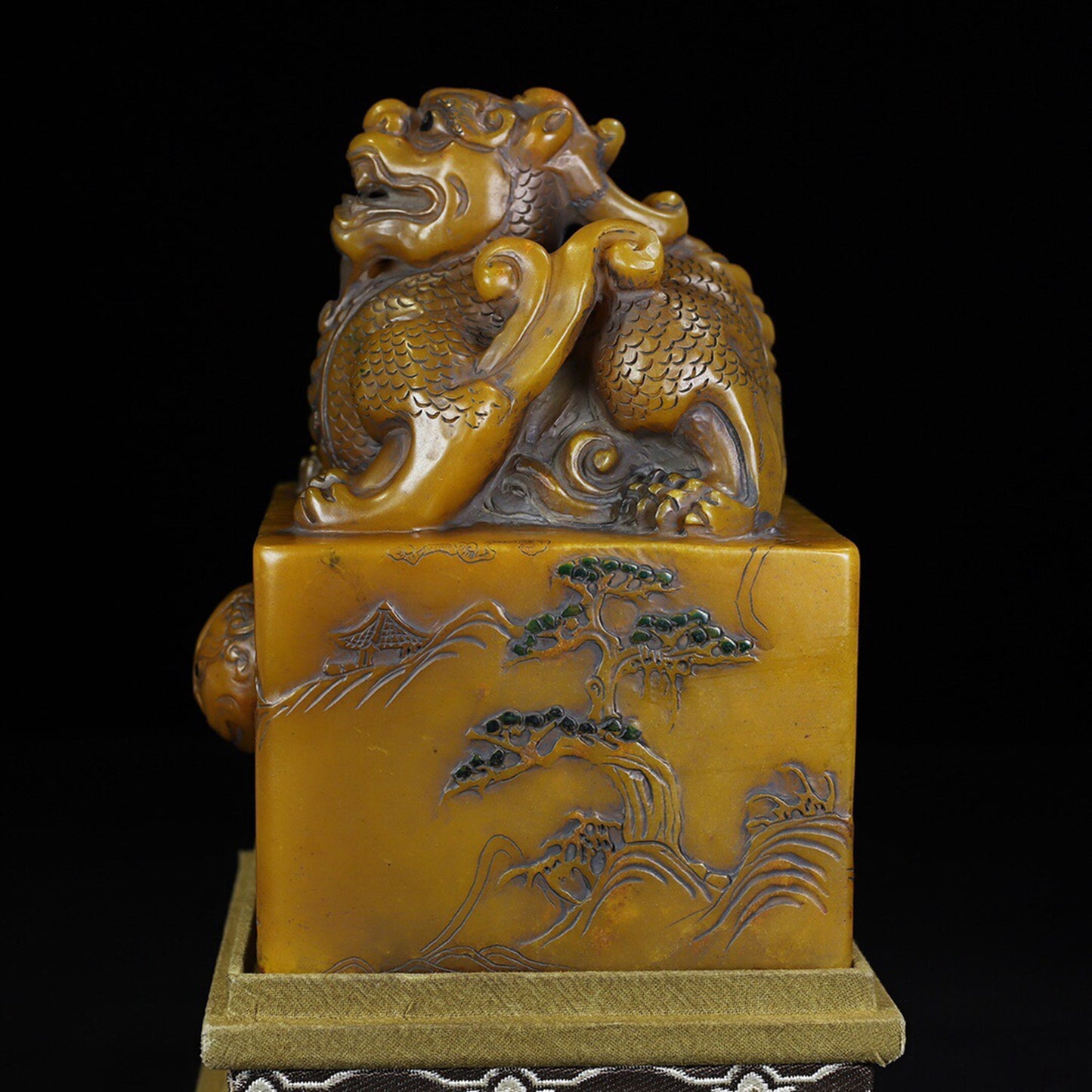 Chinese Antique Shoushan Stone Rui Beast Button Seal