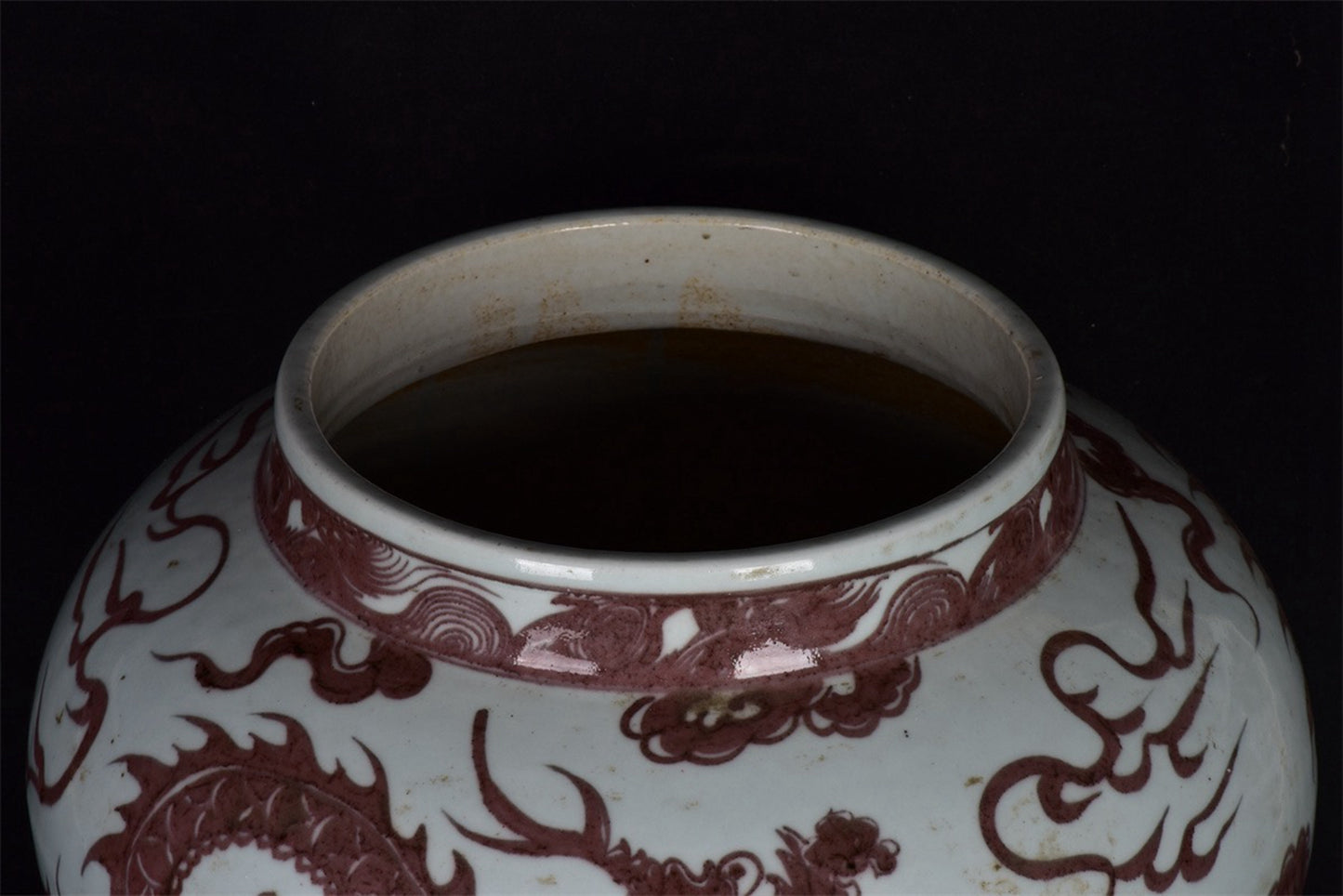 Chinese antique glazed red dragon patterned jars
