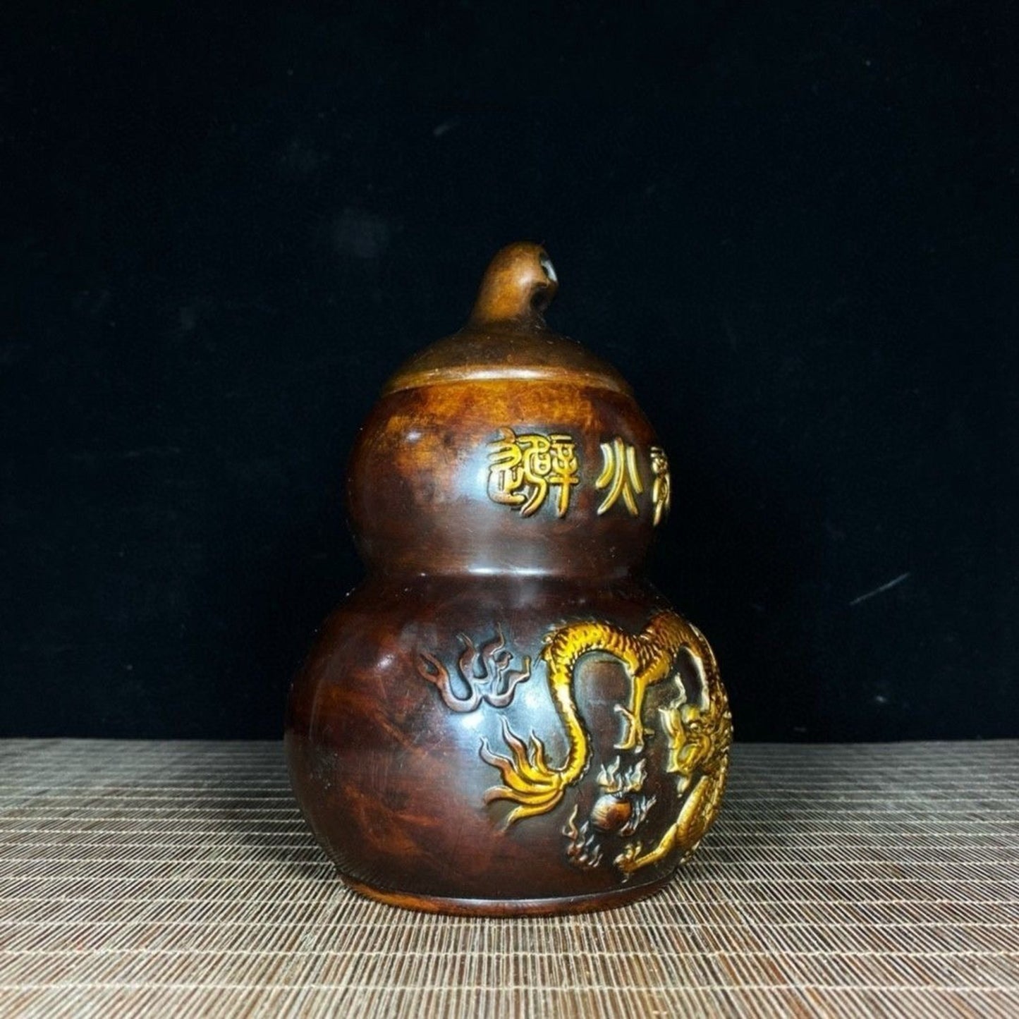 Pure copper antique fire avoiding dragon bottle