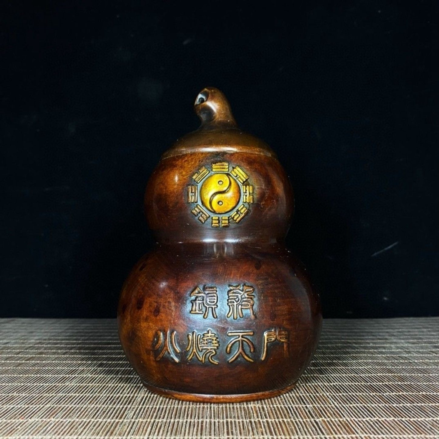 Pure copper antique fire avoiding dragon bottle