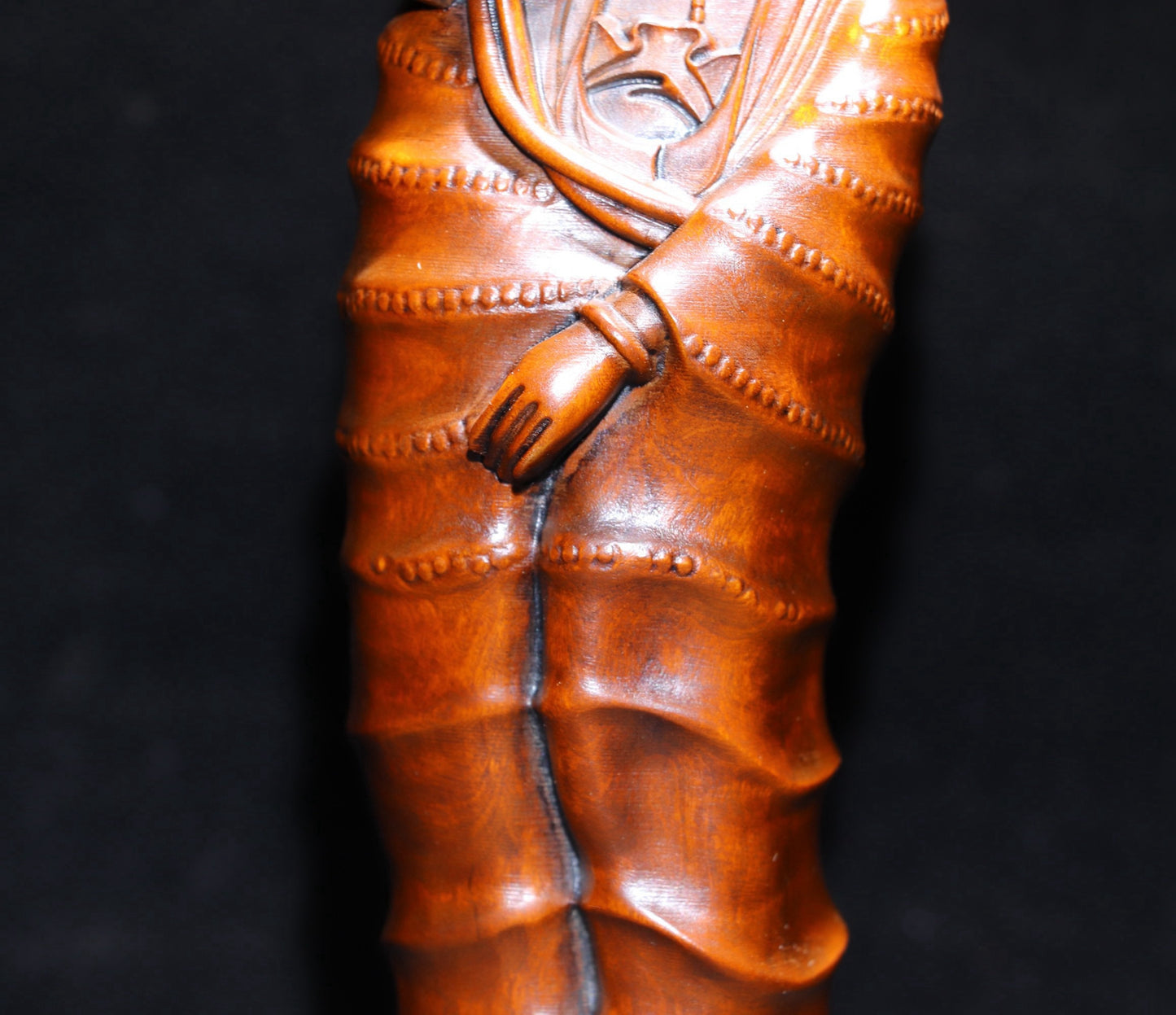Fine carving of small leaved boxwood Bamboo Lotus Guanyin