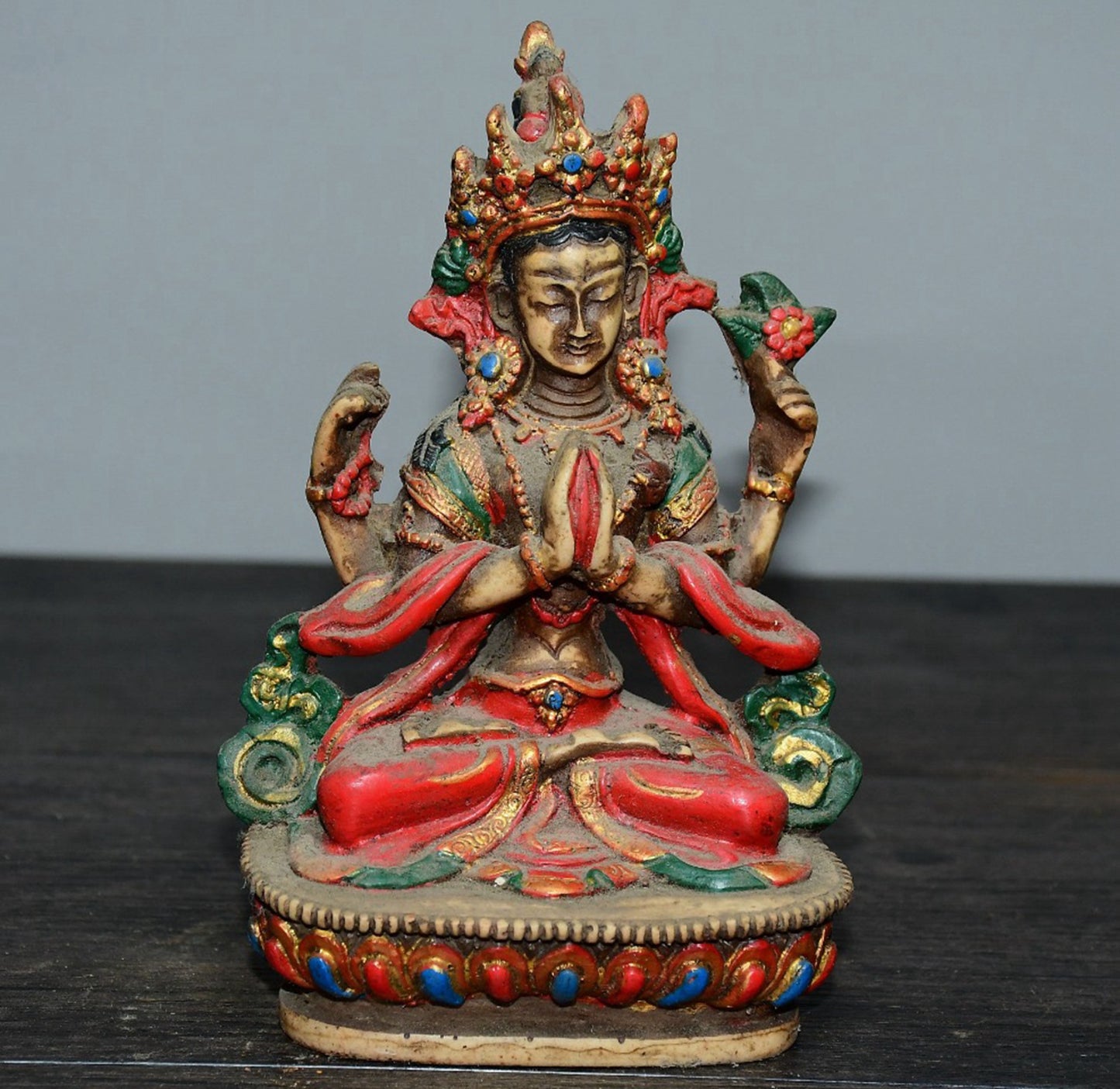 Handmade painted four wall Guanyin ornaments
