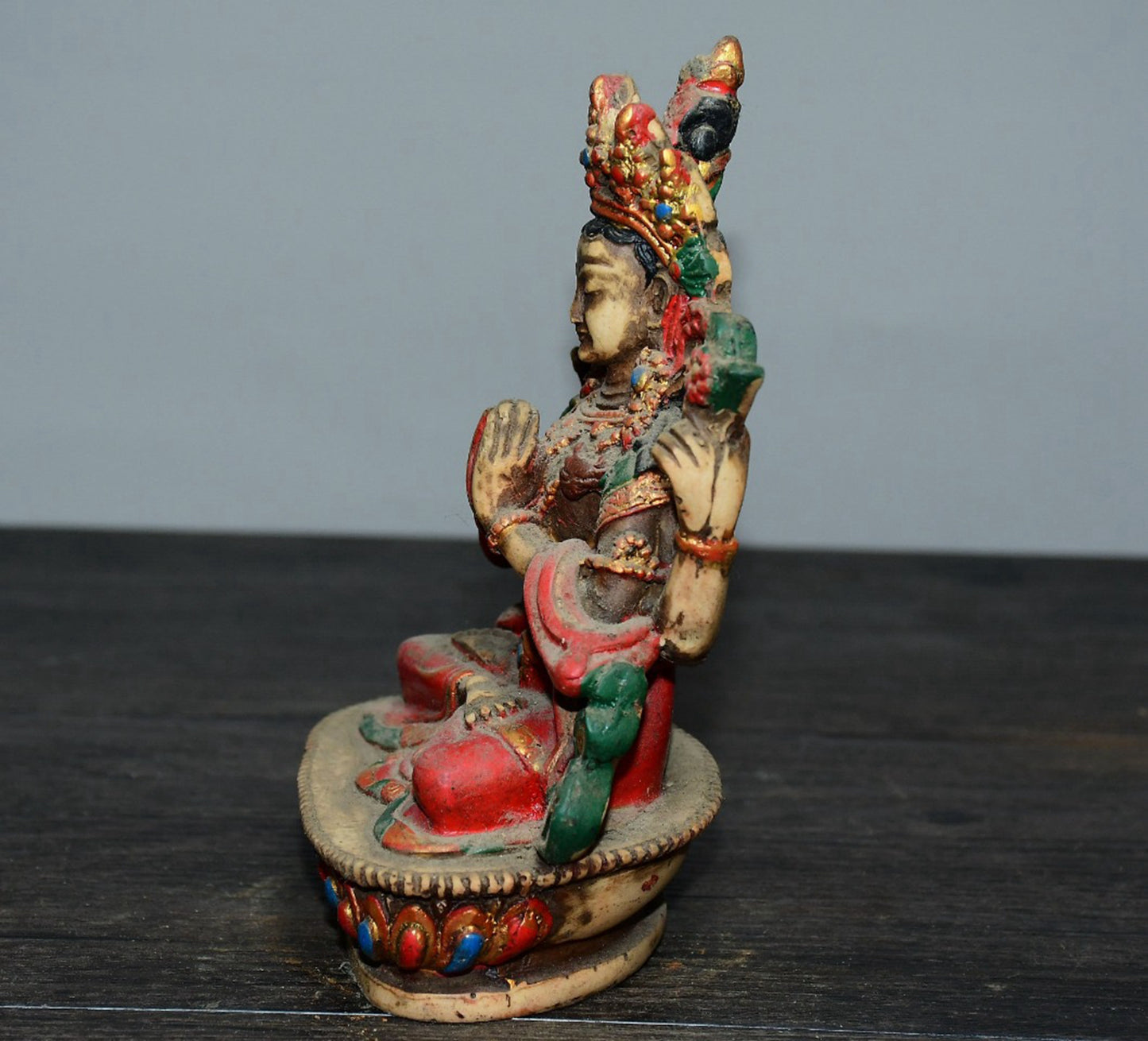 Handmade painted four wall Guanyin ornaments