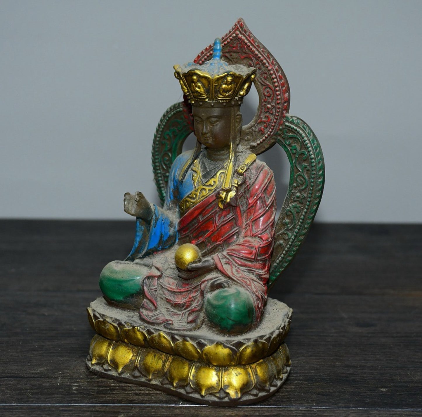 Glass Buddha statue ornaments