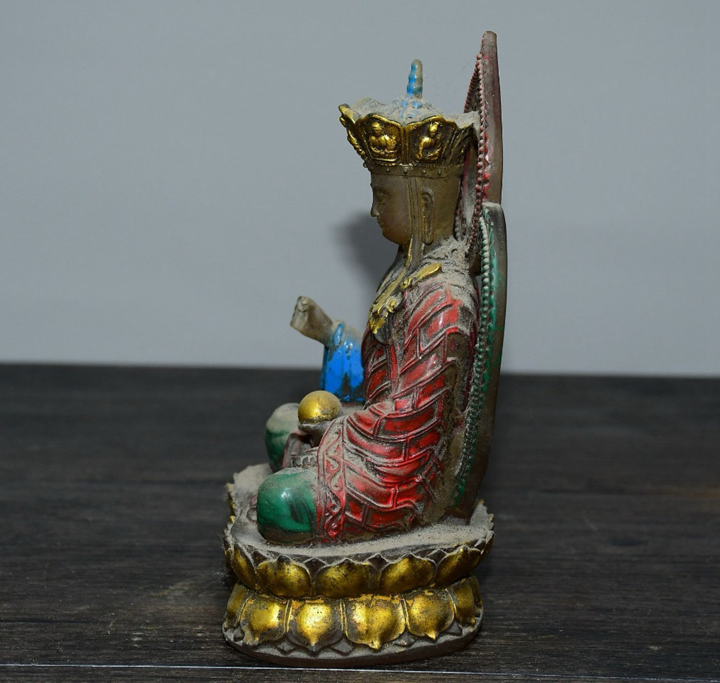 Glass Buddha statue ornaments