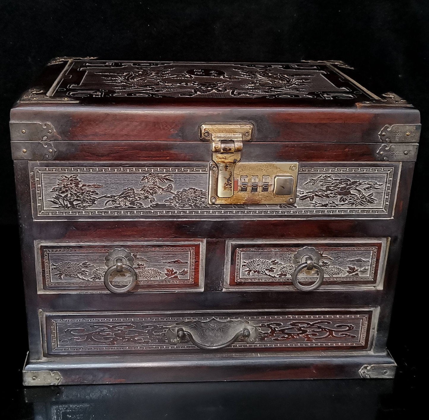 Chinese Antique Phoenix Flying Jewelry Box