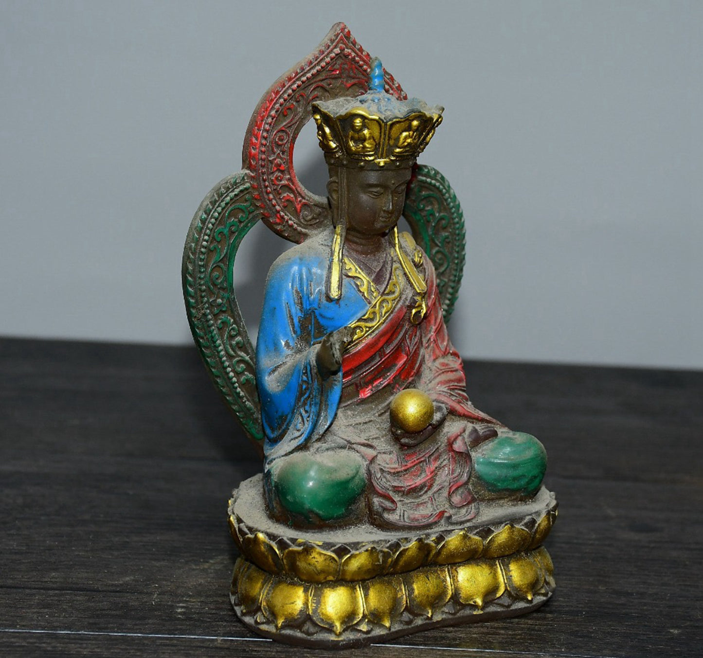 Glass Buddha statue ornaments