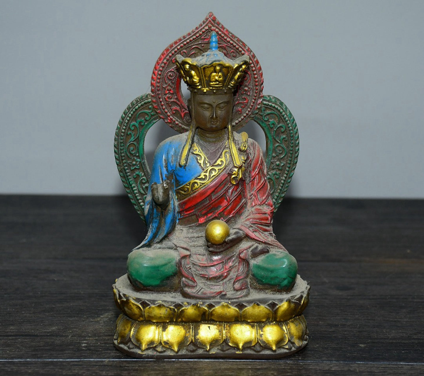 Glass Buddha statue ornaments