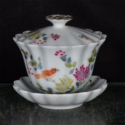 Chinese Antique Flower and Bird Pattern Melon Ridge Three talented Bowl