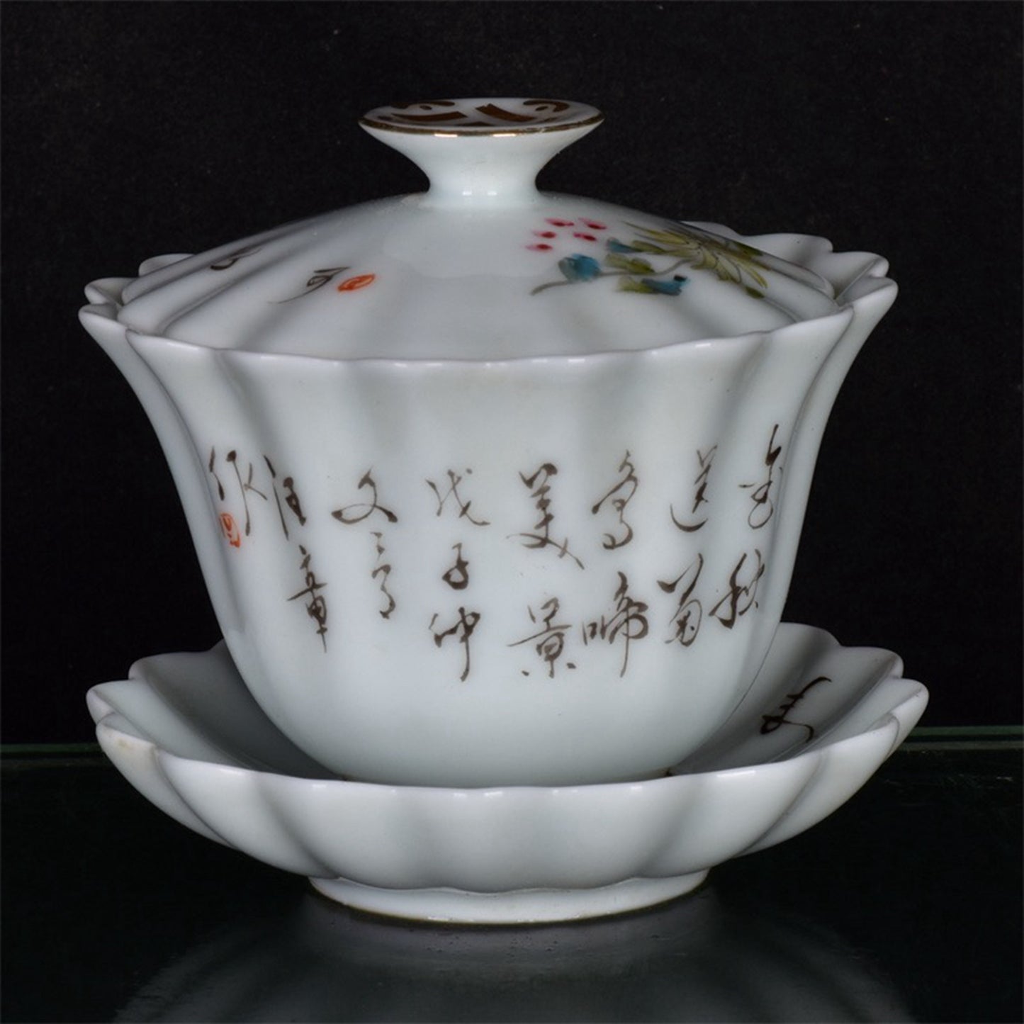 Chinese Antique Flower and Bird Pattern Melon Ridge Three talented Bowl