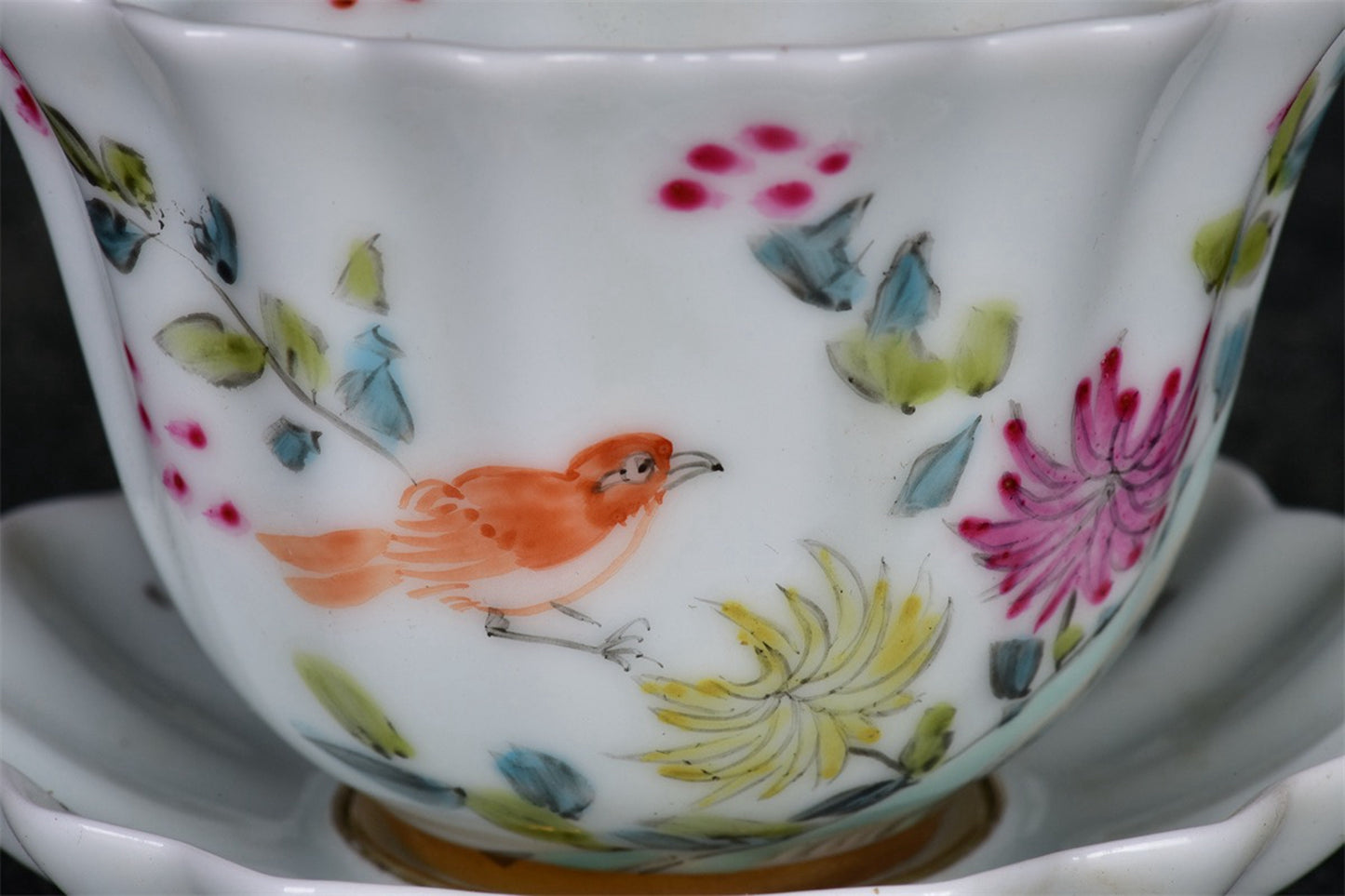 Chinese Antique Flower and Bird Pattern Melon Ridge Three talented Bowl