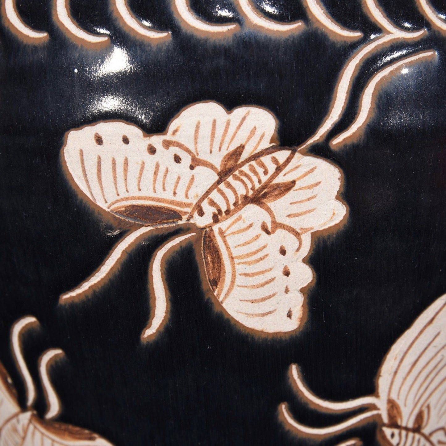 Butterfly patterned plum vase