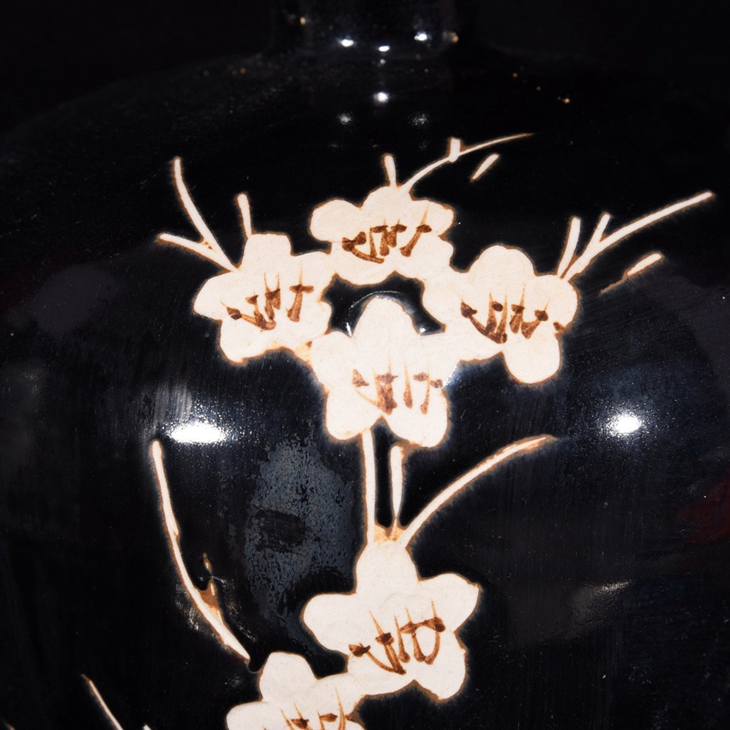 Kiln Han Mei Pattern Plum Vase