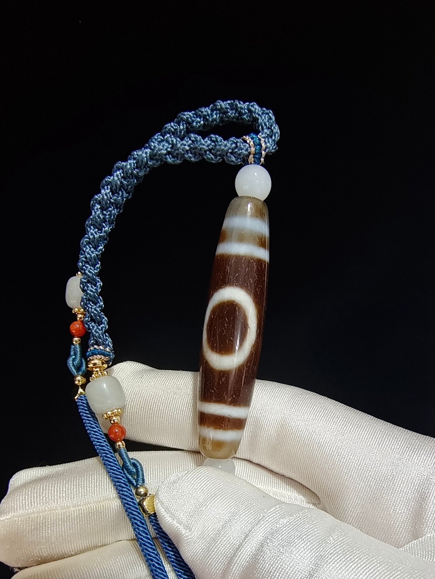 Chinese antique "Transit of the Heavenly Pearl"