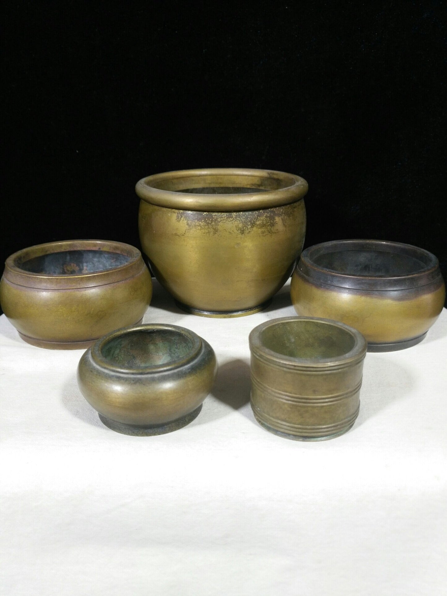 A set of Chinese antique pure copper "Jucai Guan"