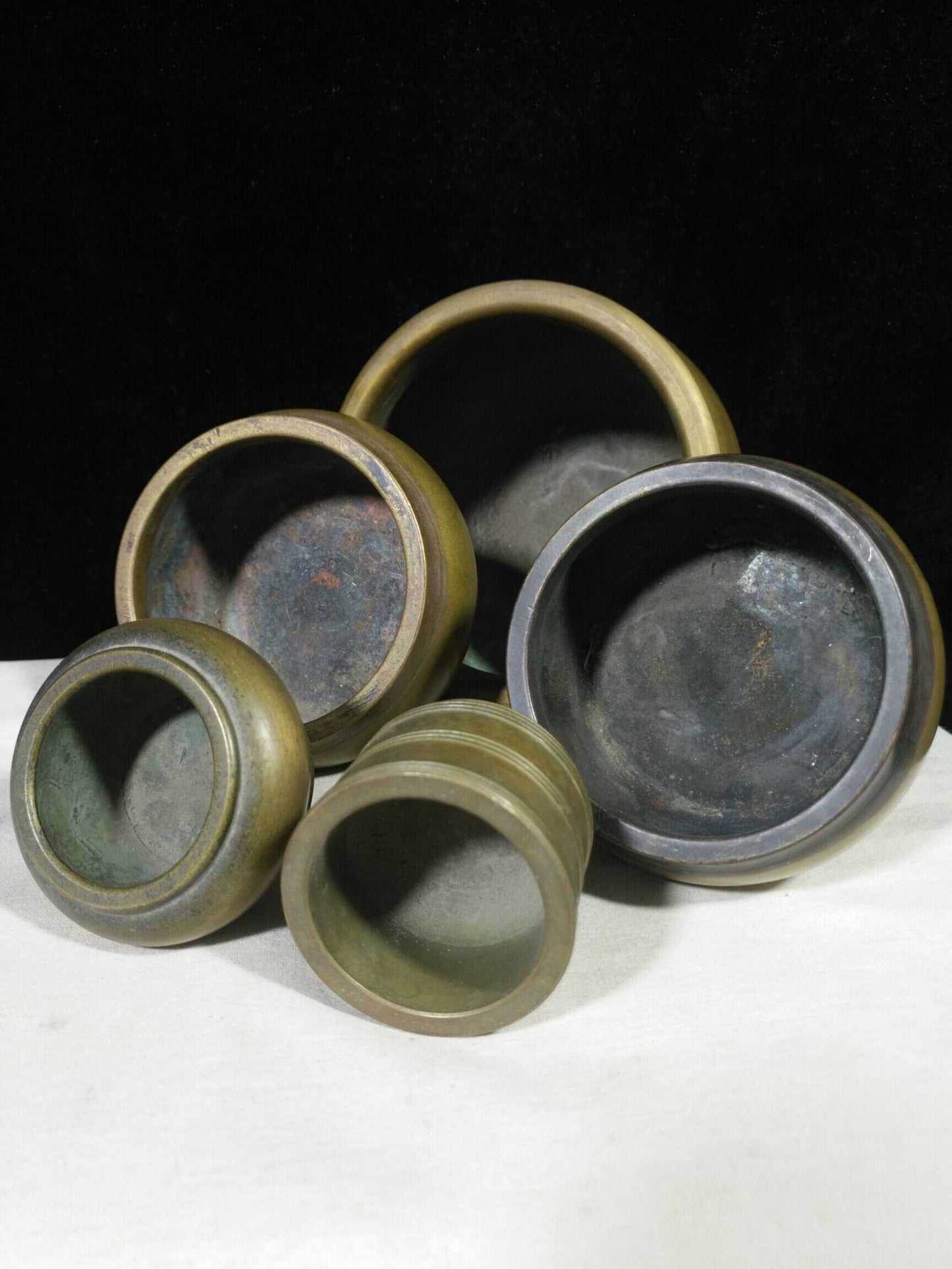 A set of Chinese antique pure copper "Jucai Guan"