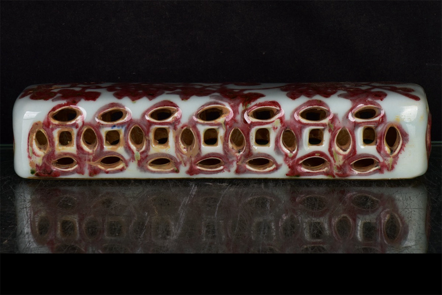 Chinese antique blue and white floral pattern hollowed out measuring tape