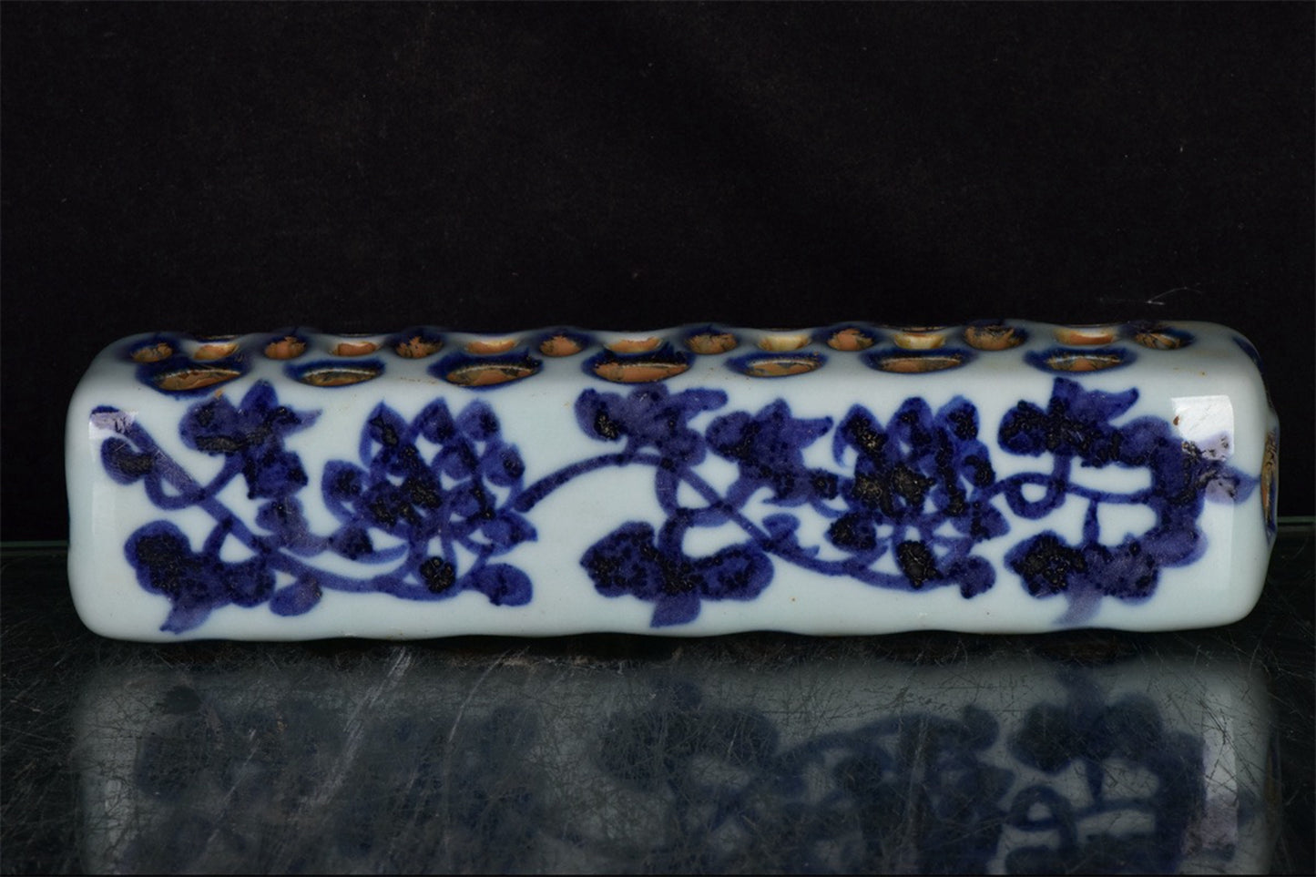Chinese antique blue and white floral pattern hollowed out measuring tape