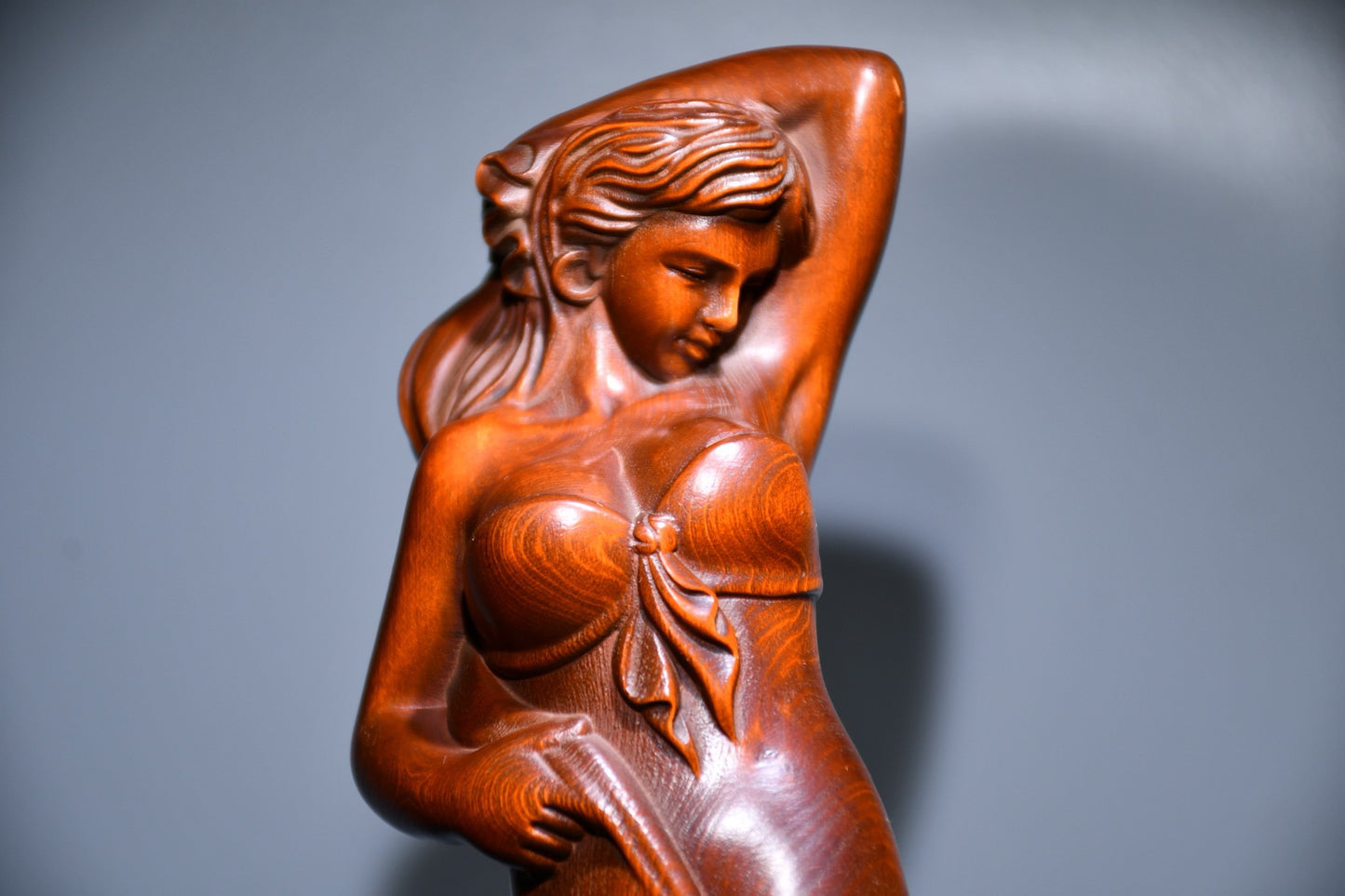 Small leaved boxwood carved female statue